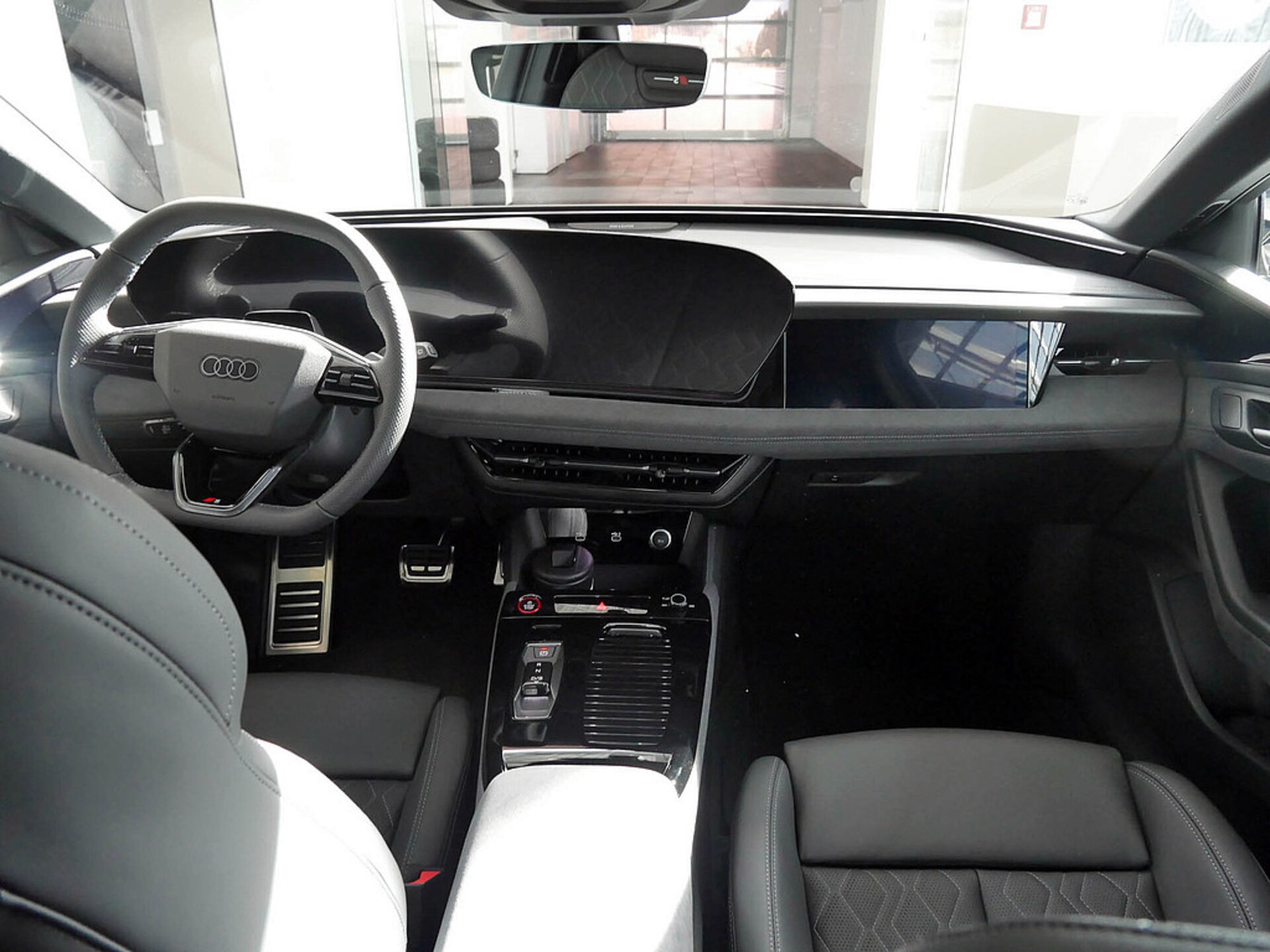 Audi S6 Avant e-tron