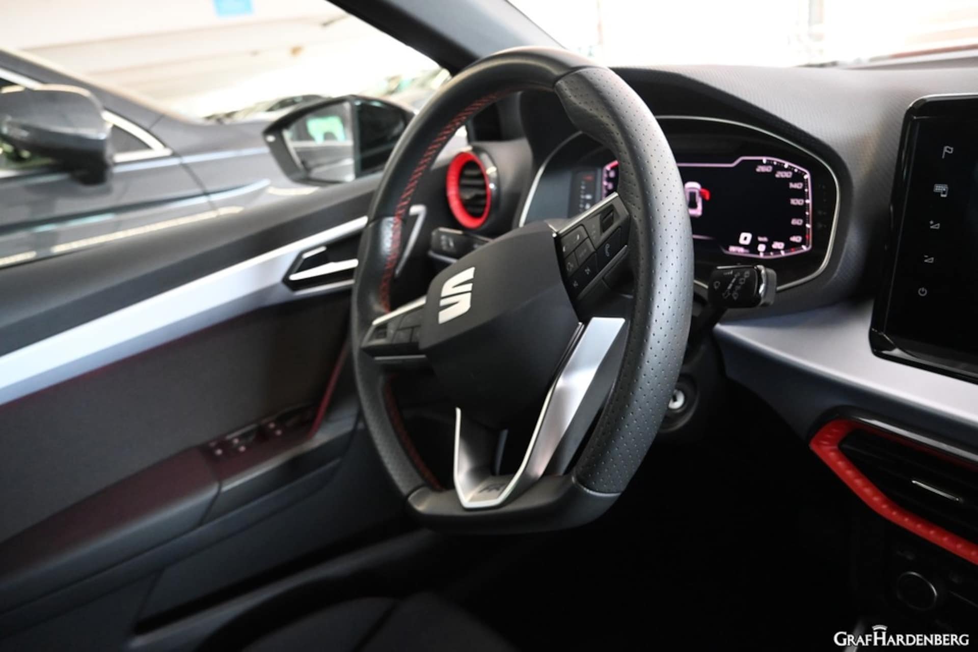 SEAT Arona FR