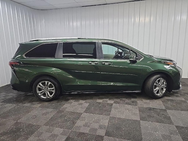 2023 Toyota Sienna