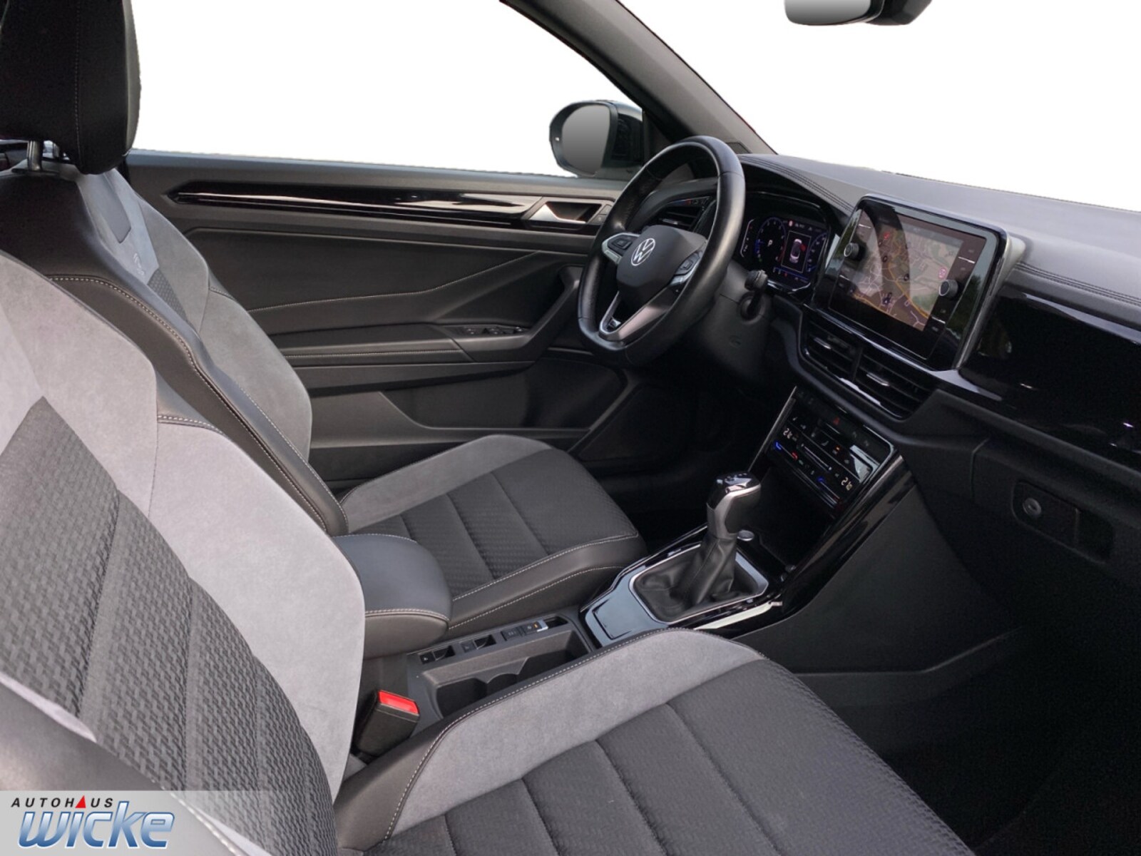 Volkswagen T-Roc Cabriolet – Bild 11