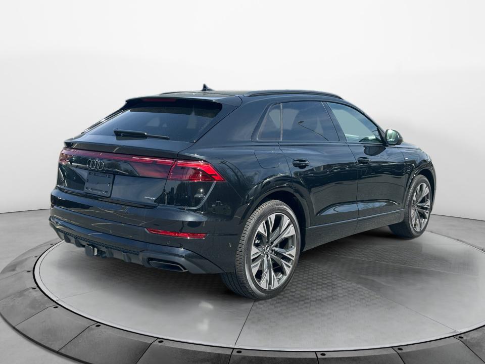 2026 Audi Q8 Premium Plus - Photo 7