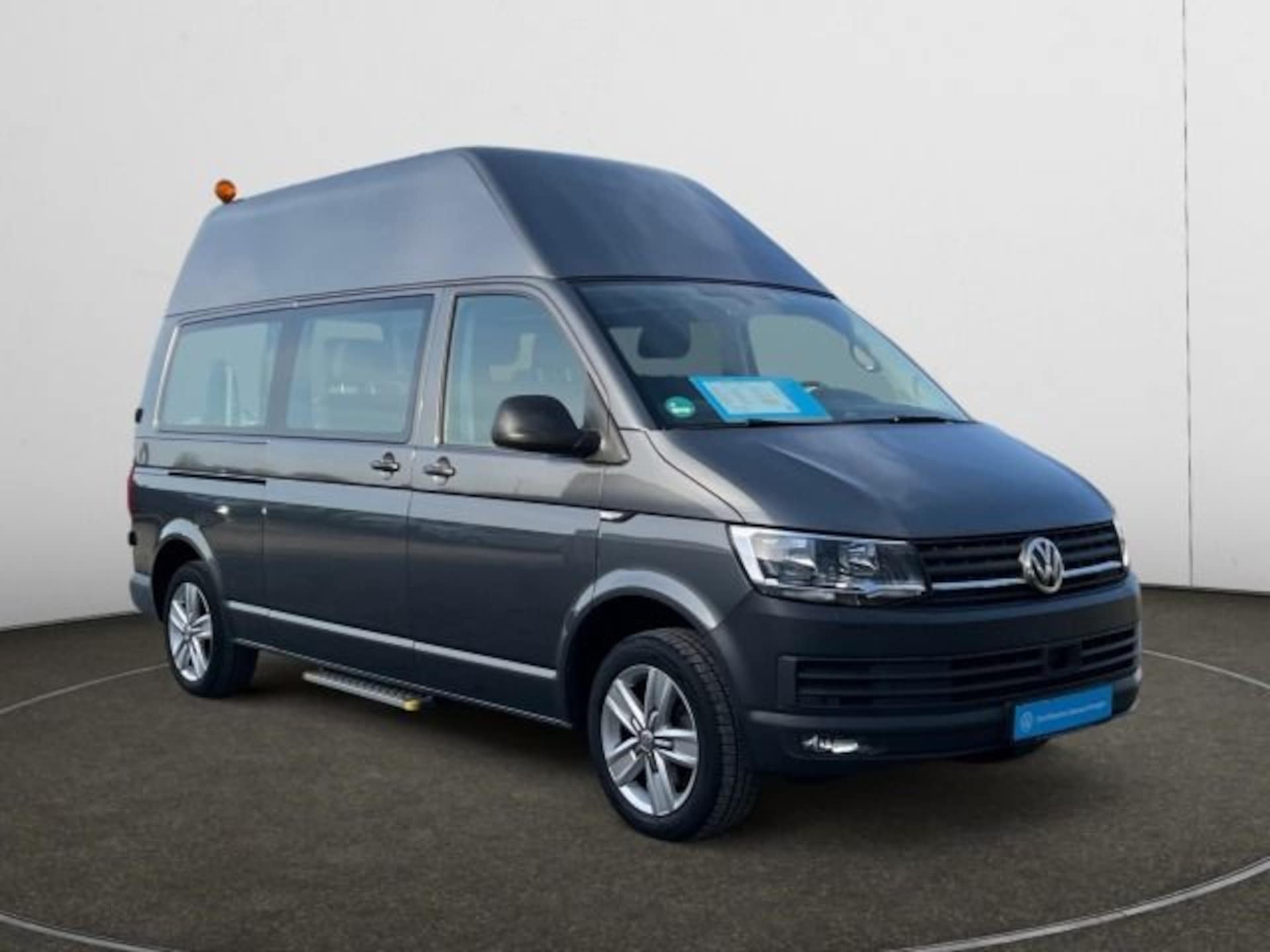 Volkswagen T6 Transporter Kombi langer Radstand