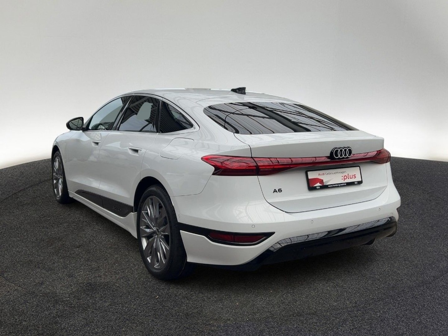 Bild über Audi A6 Sportback e-tron e-tron performance - für weitere Informationen kontaktieren Sie den Audi Partner