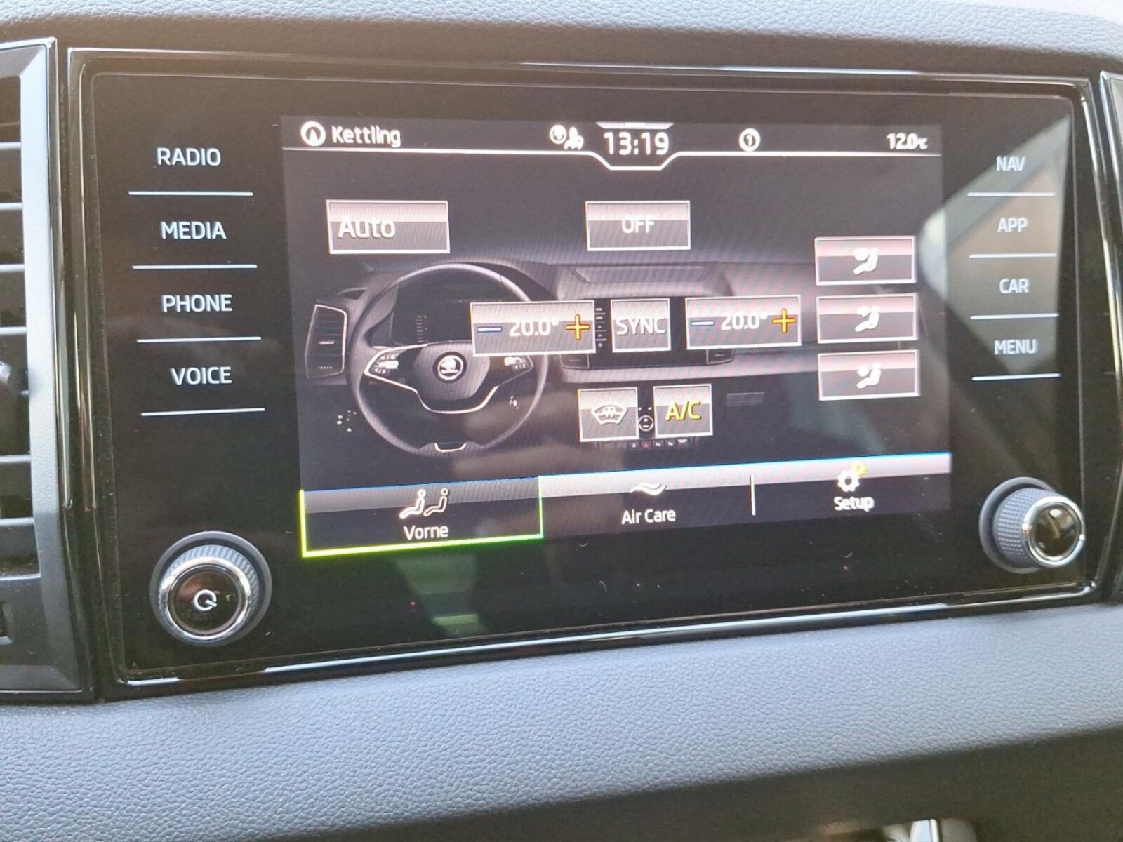 Škoda Karoq – Bild 11