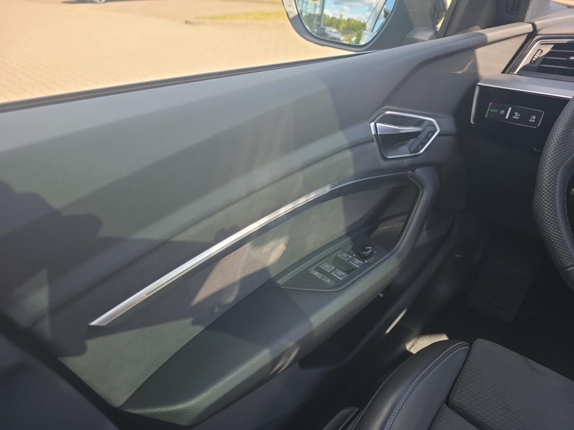 Audi Q8 Sportback e-tron S line
