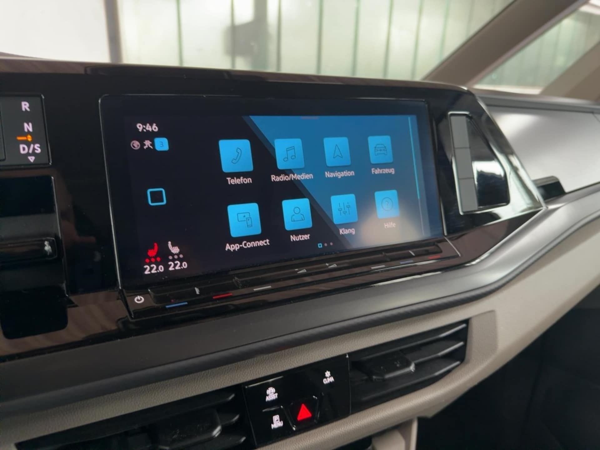 Volkswagen Multivan Basis-Modell