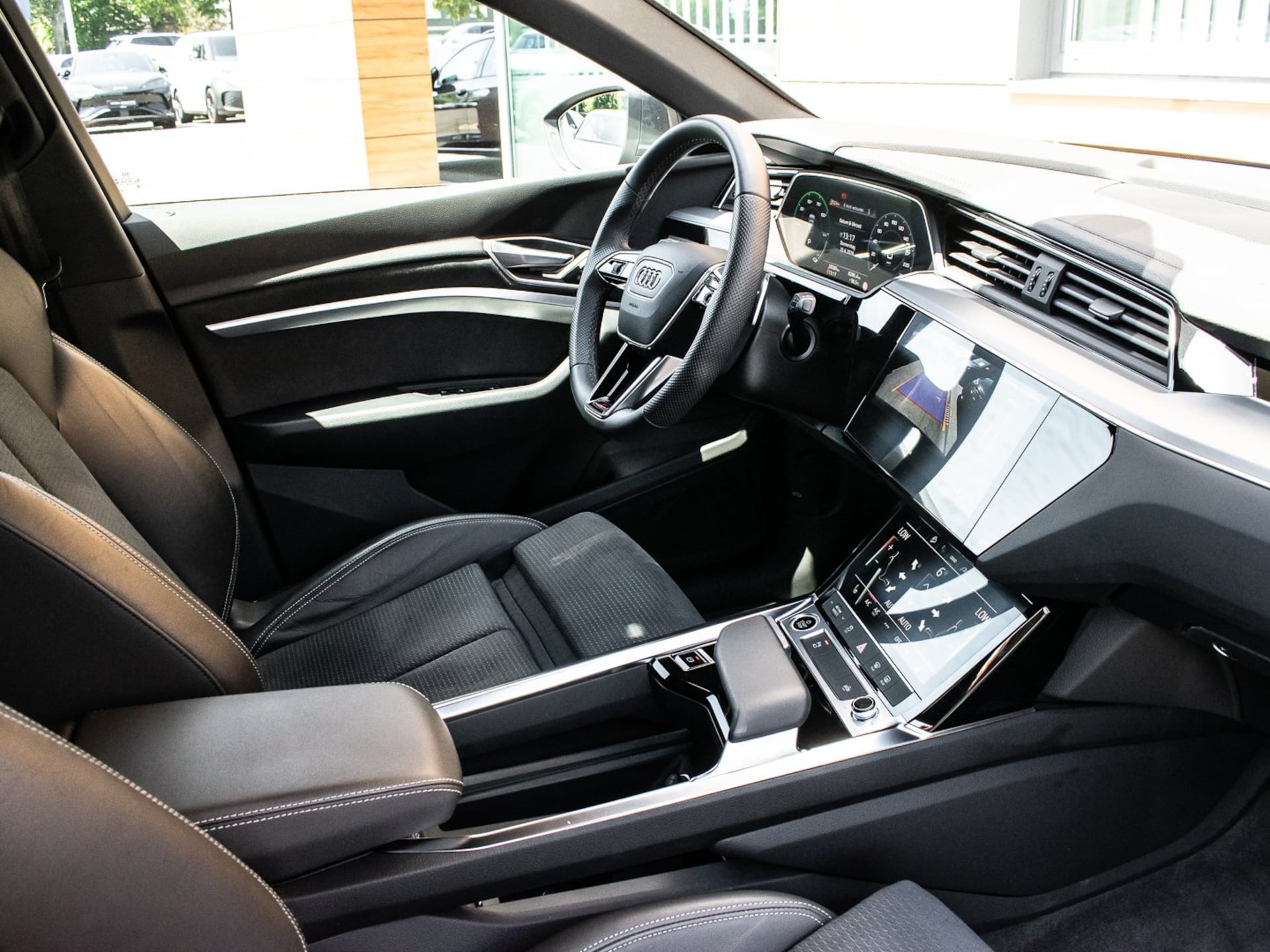 Audi e-tron