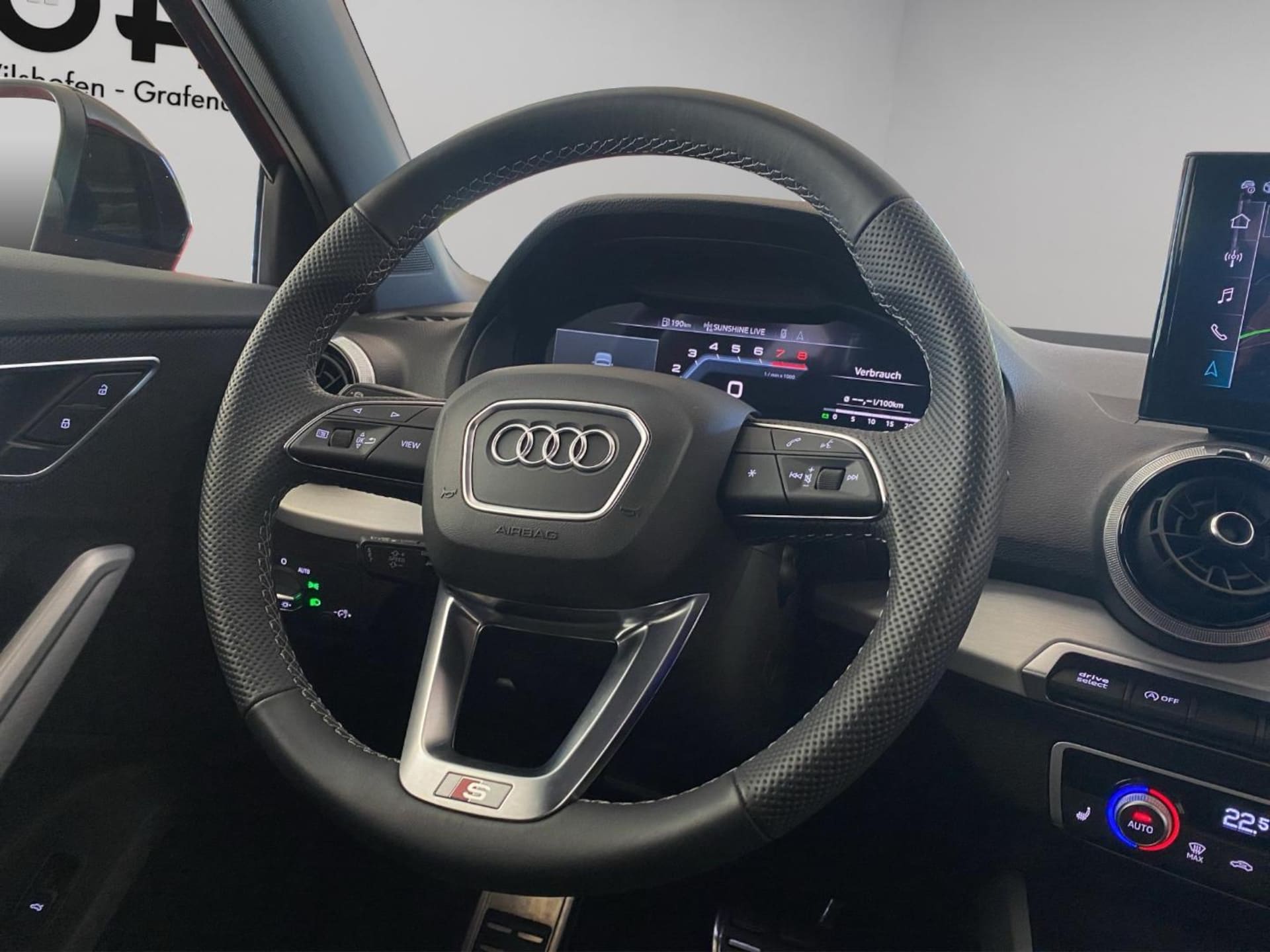 Audi SQ2