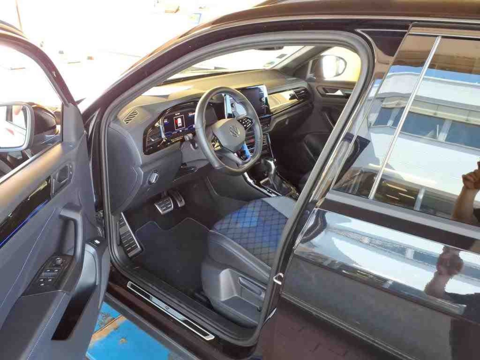 Volkswagen T-Roc – Bild 4