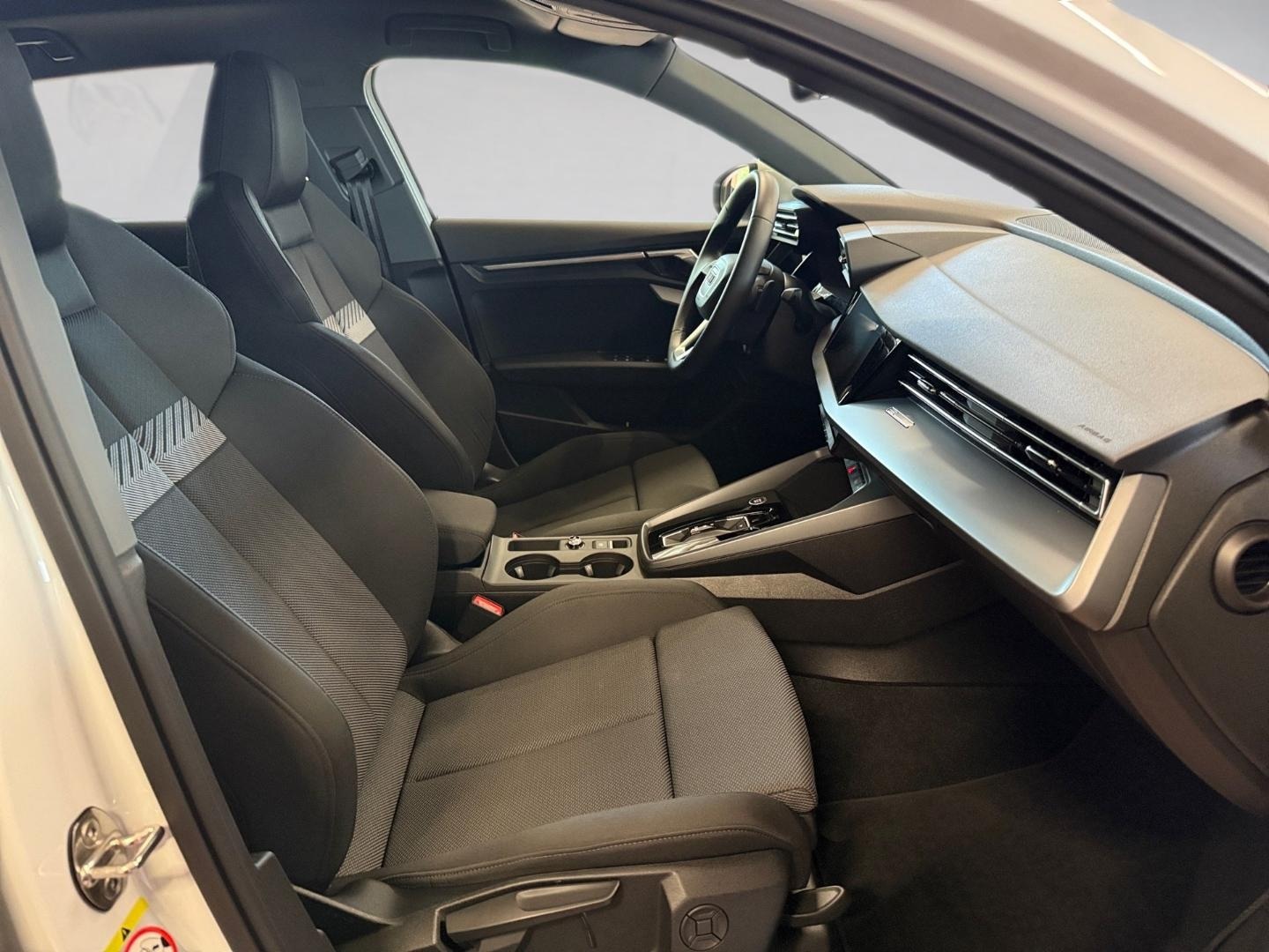 Bild über Audi A3 Sportback advanced 35 TFSI S tronic - für weitere Informationen kontaktieren Sie den Audi Partner