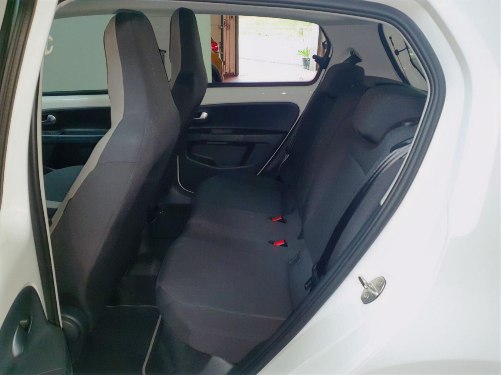 Volkswagen e-up! Style "Plus"