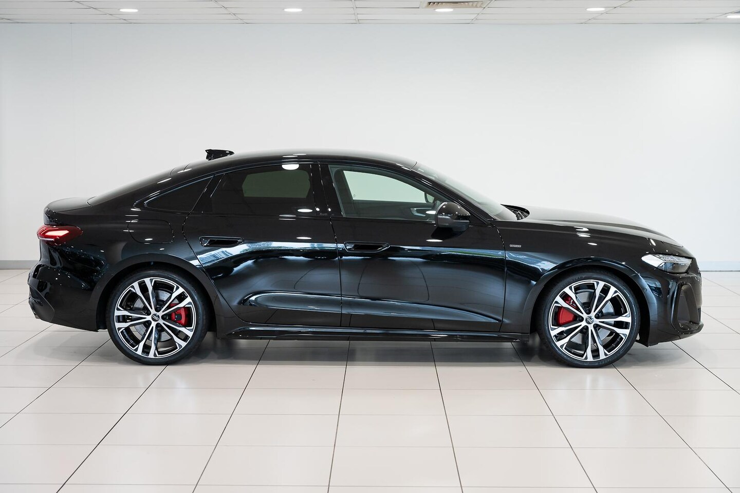 Image about Audi A5 Sedan TFSI e e-hybrid quattro 270 kW S tronic