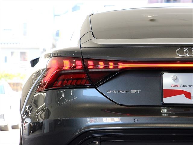 Image about Audi e-tron GT e-tron GT quattro 350,00 kW