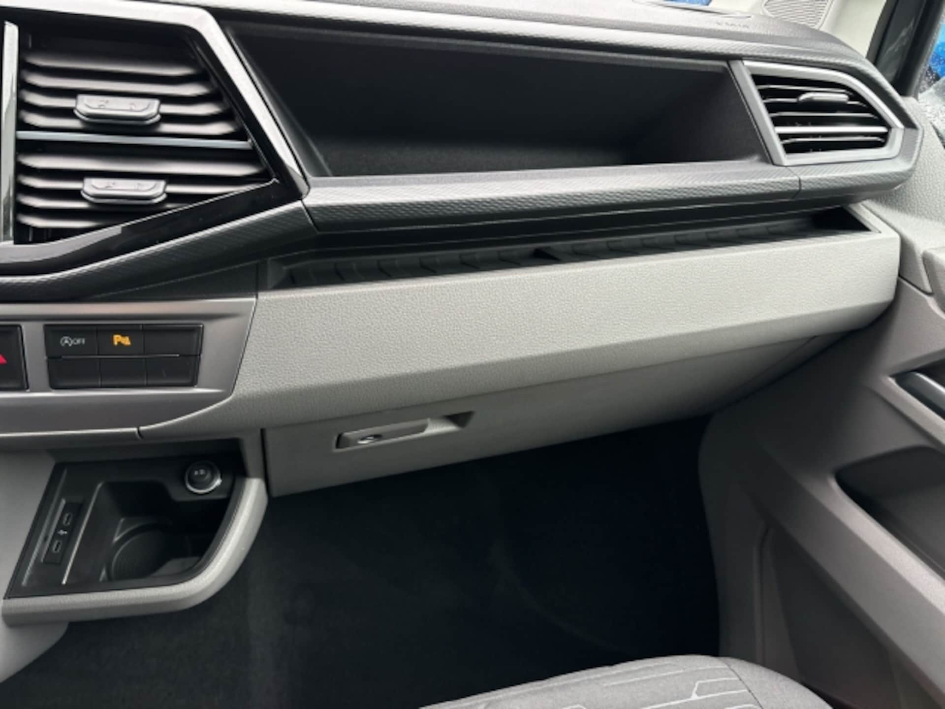 Volkswagen T6.1 Caravelle kurzer Radstand Comfortline