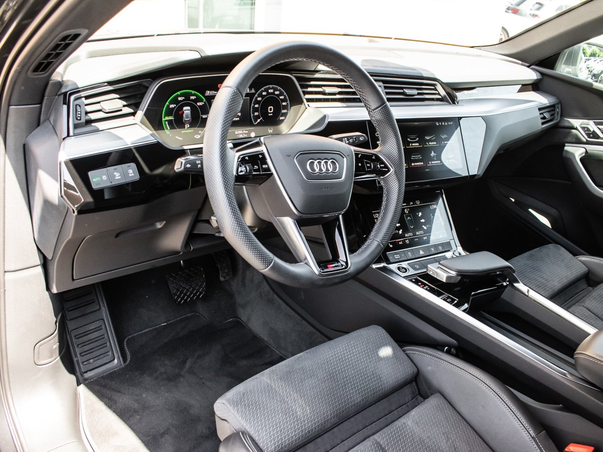 Audi e-tron