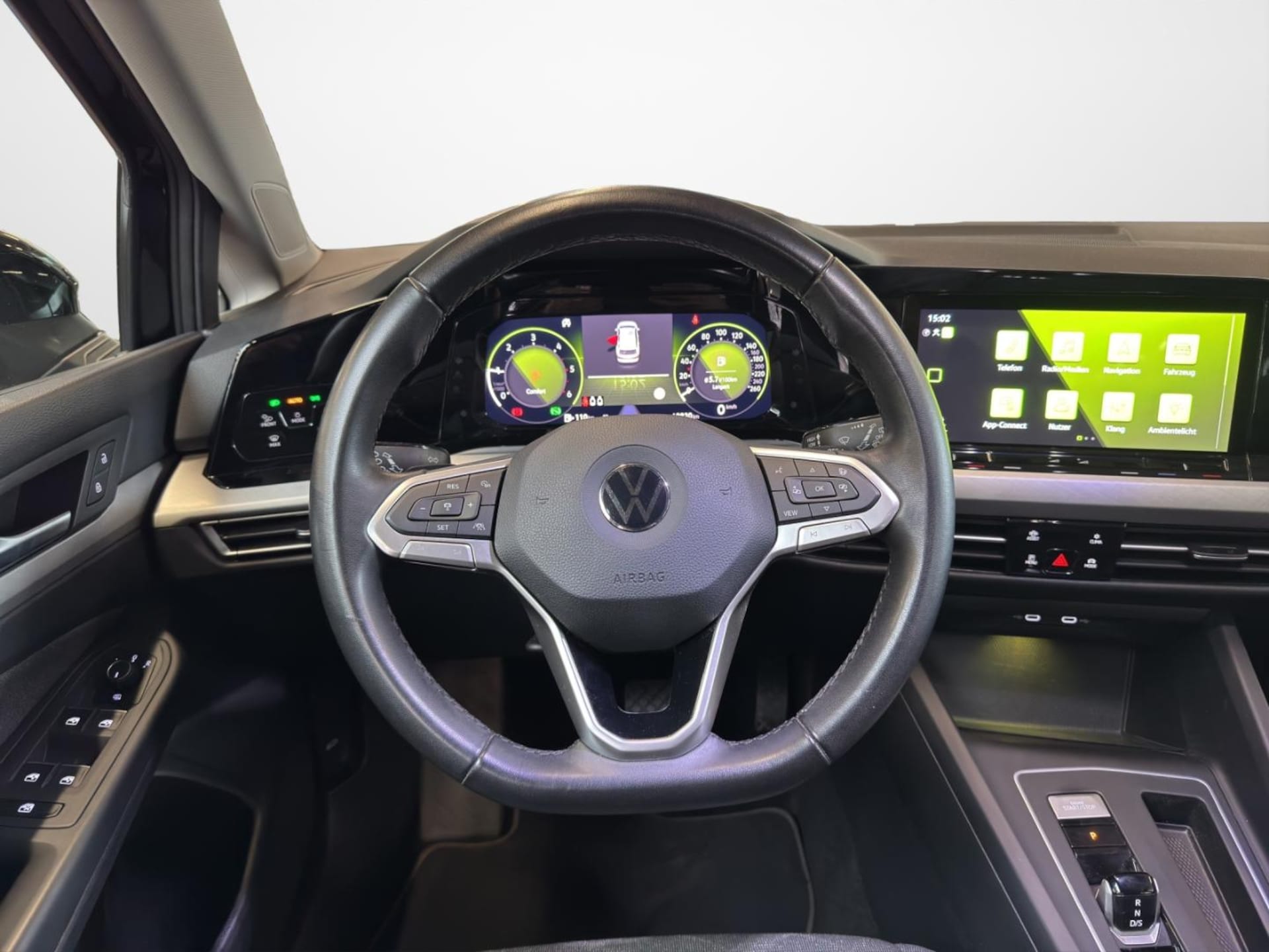 Volkswagen Golf Variant Life