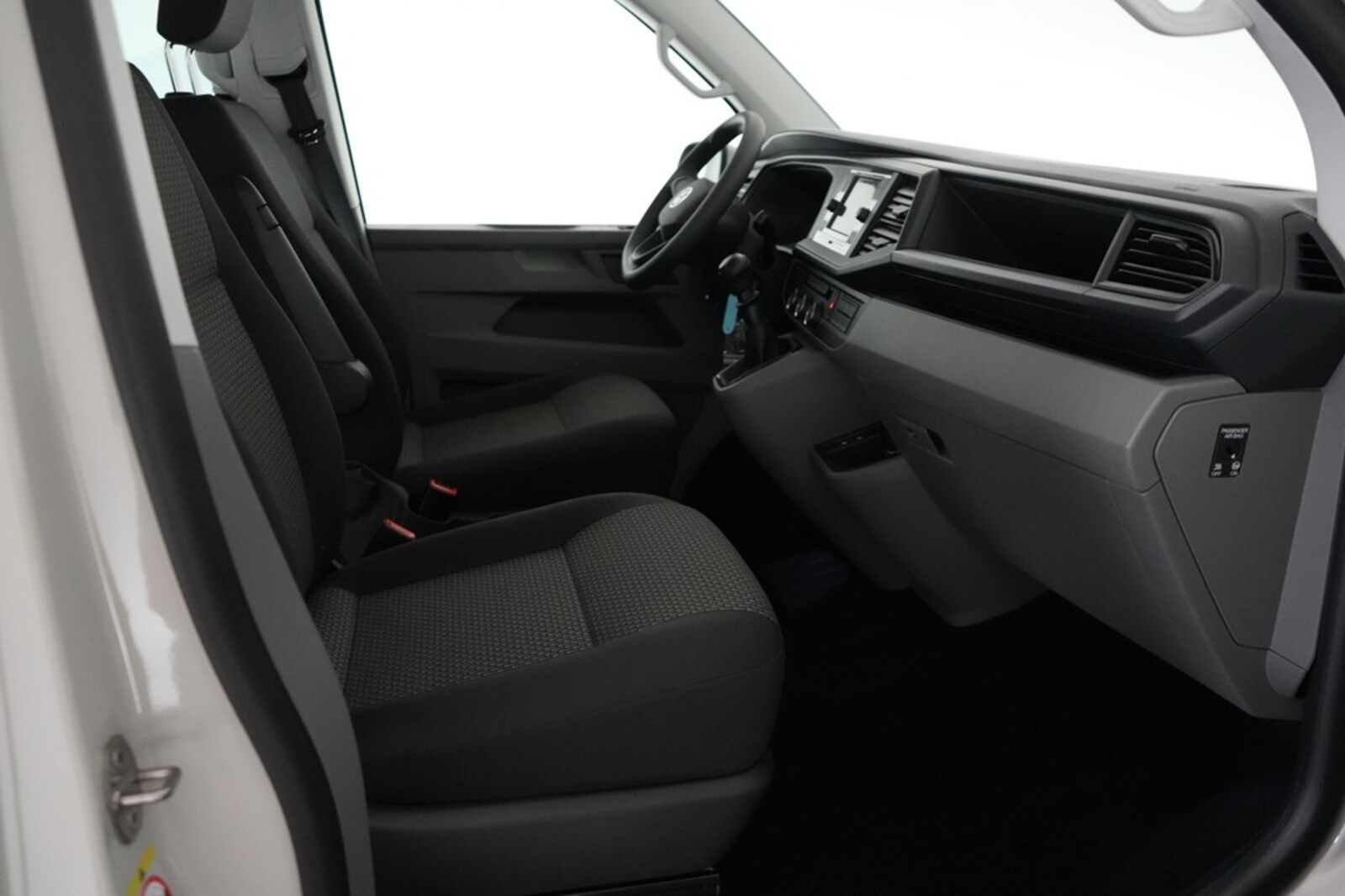 Volkswagen T6.1 Caravelle kurzer Radstand – Bild 10