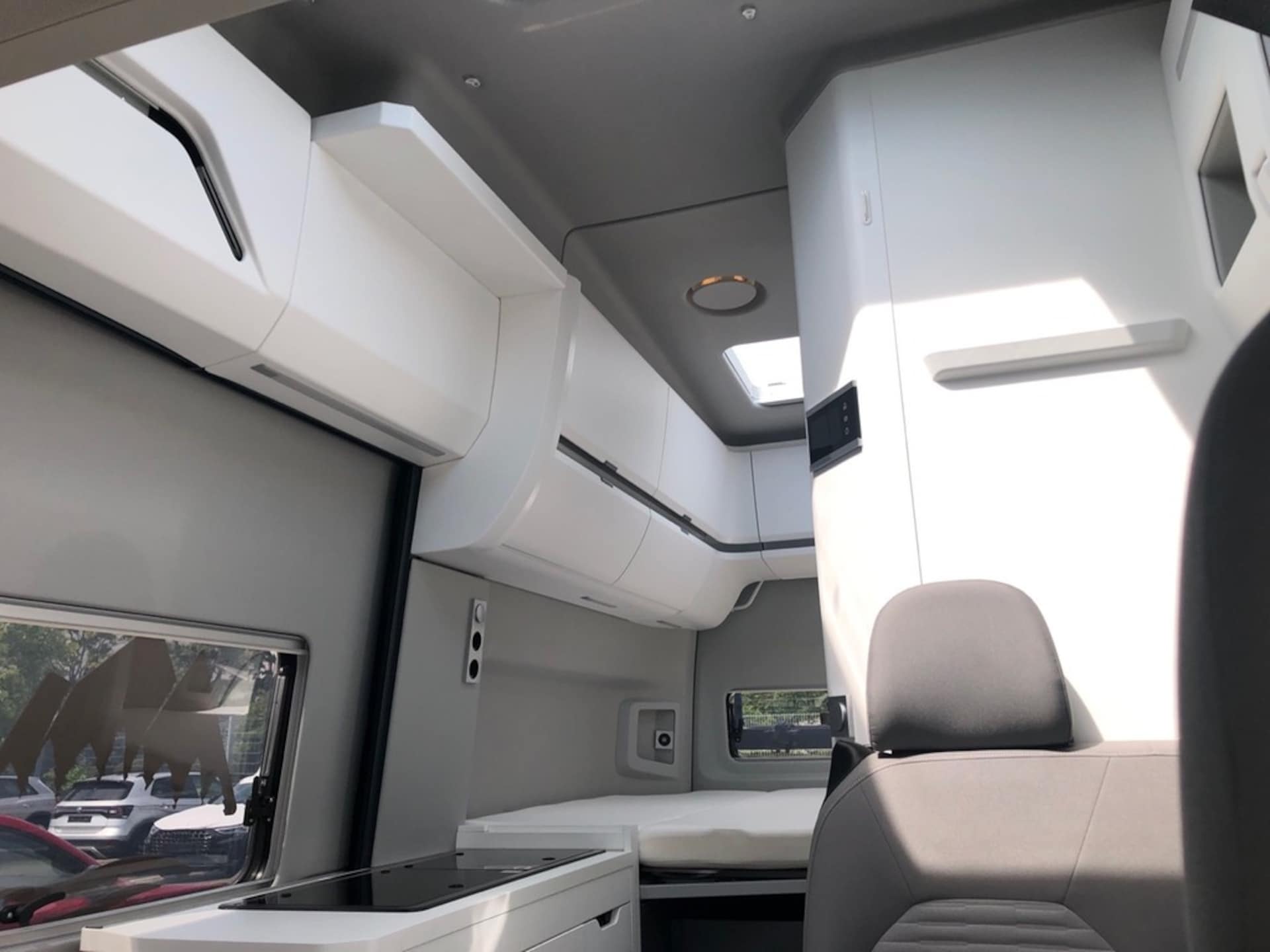Volkswagen Grand California 600