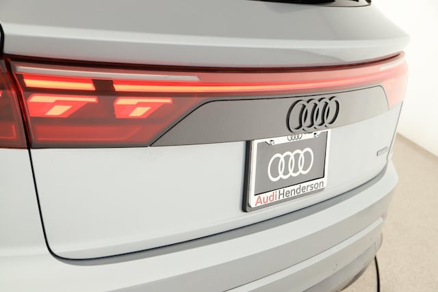 2026 Audi Q8 Prestige - Photo 34