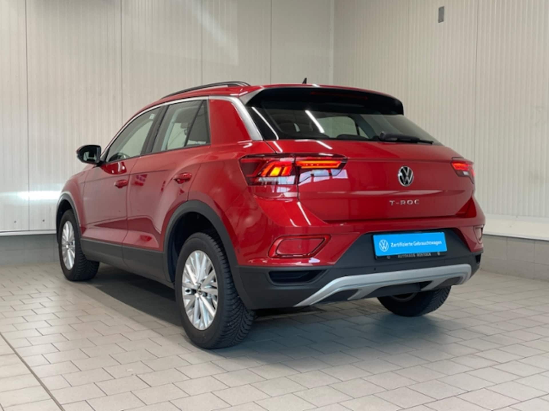 Volkswagen T-Roc Life