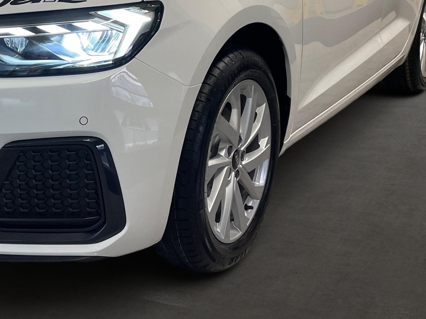 Bild über Audi A1 Sportback advanced 30 TFSI S tronic - für weitere Informationen kontaktieren Sie den Audi Partner