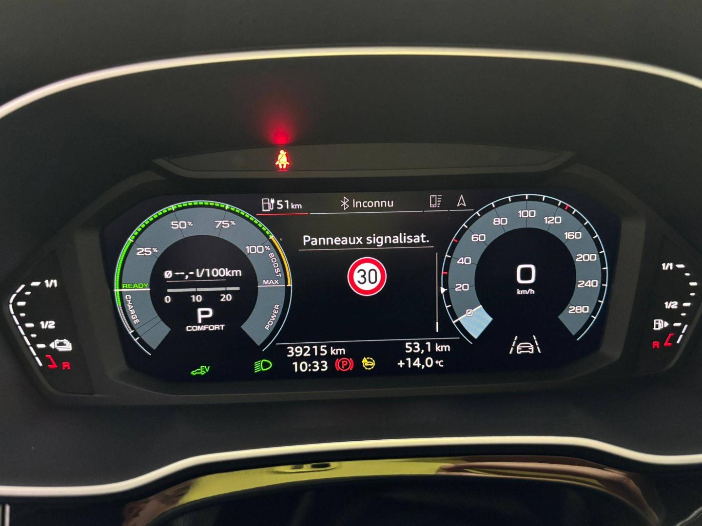 Image about Audi Q3 Sportback TFSI e S line 45 TFSI e 180 kW (245 ch) S tronic