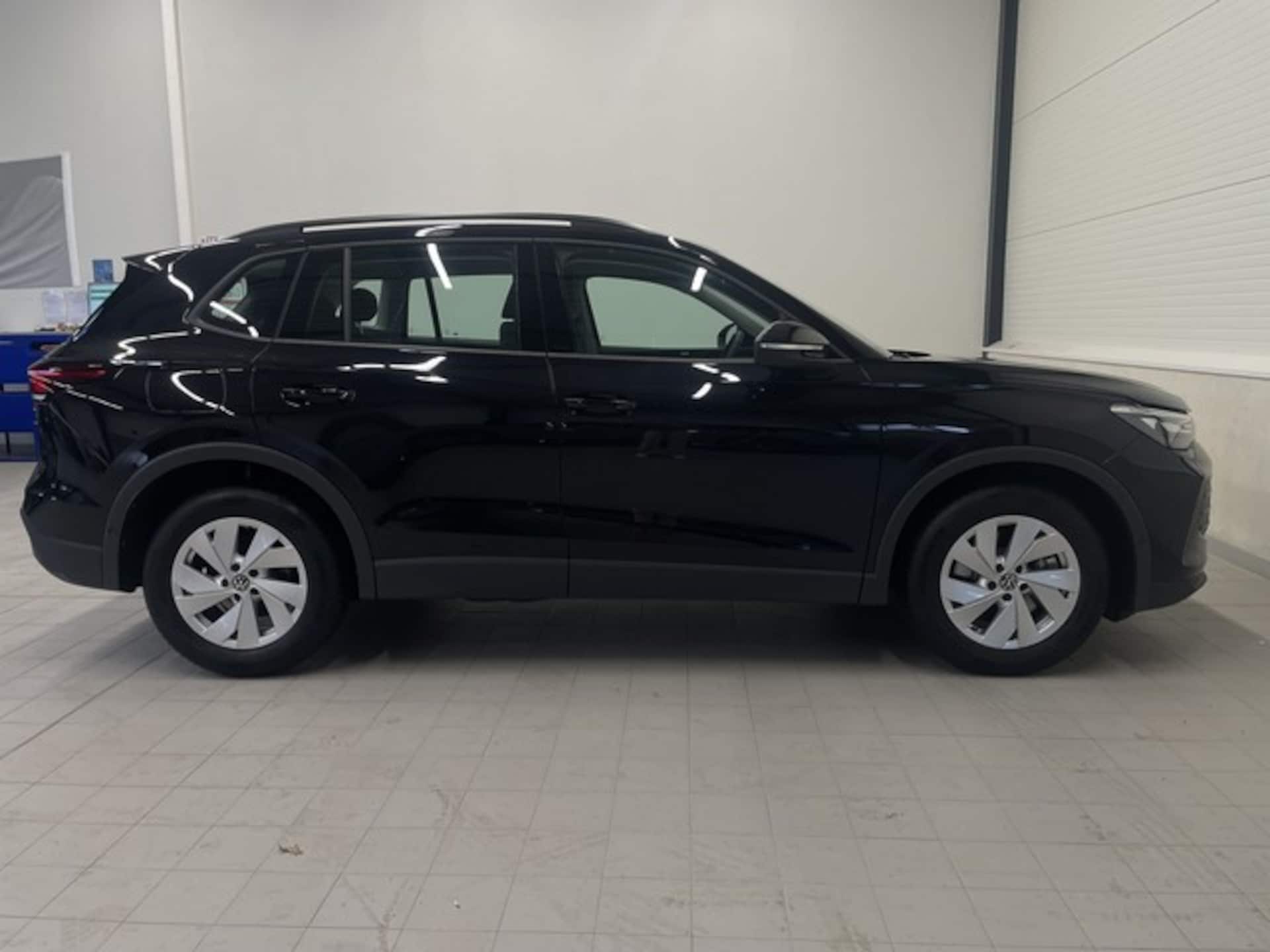 Volkswagen Tiguan Basis-Modell
