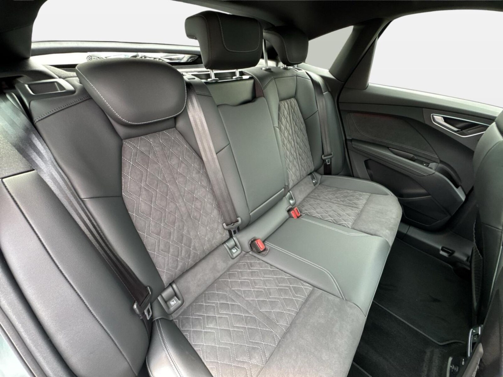 Audi Q4 Sportback e-tron – Bild 16