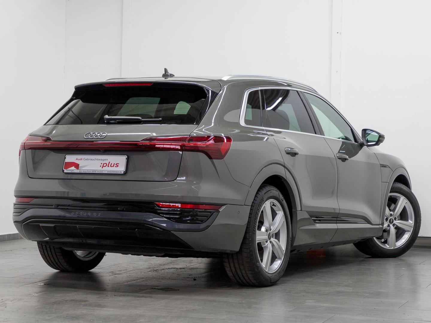 Image about Audi Q8 e-tron advanced 50 e-tron quattro