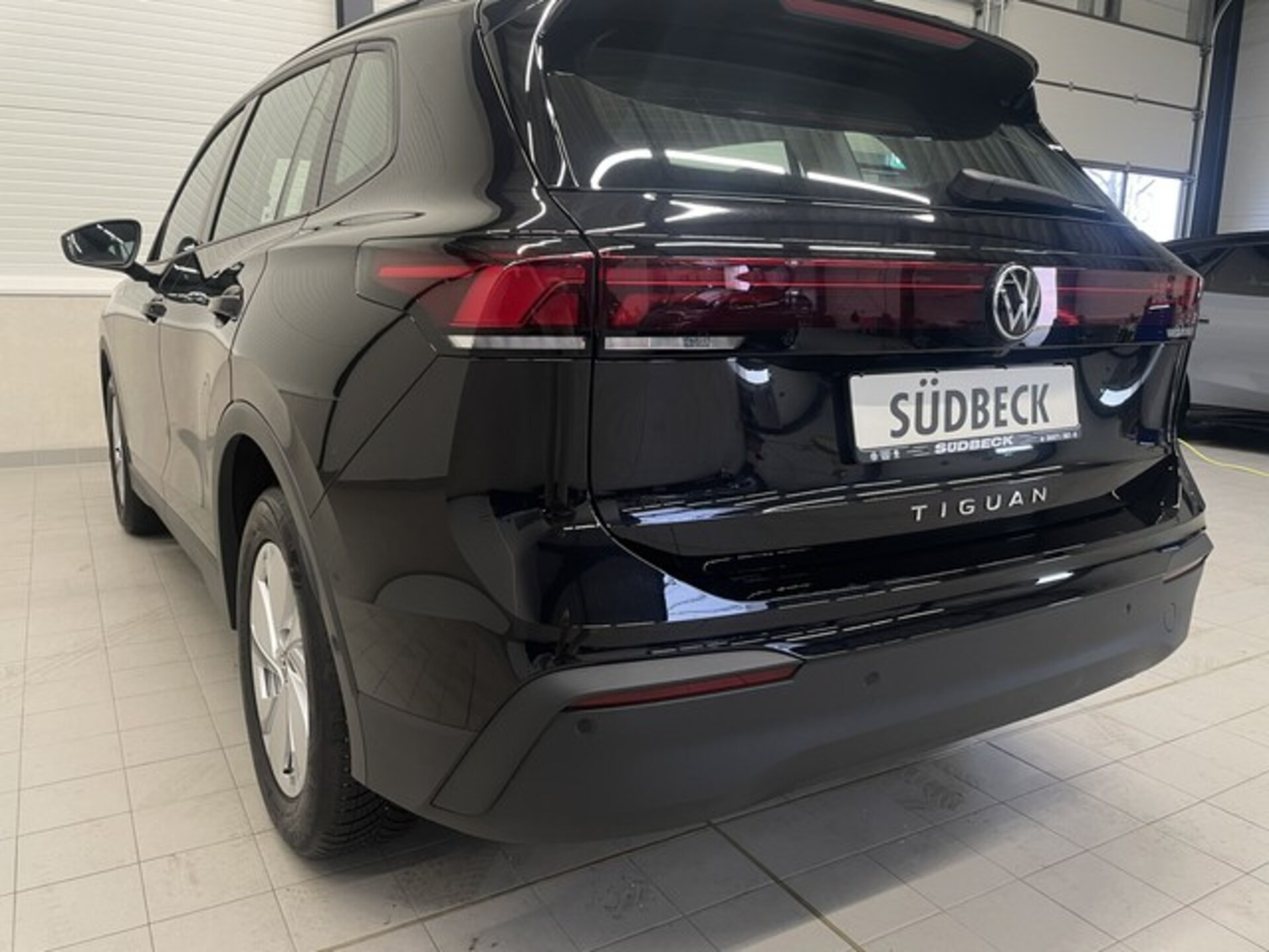 Volkswagen Tiguan Basis-Modell