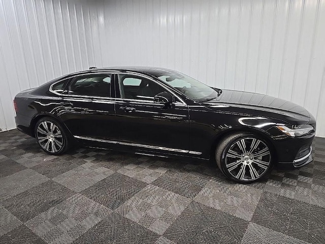 2025 Volvo S90