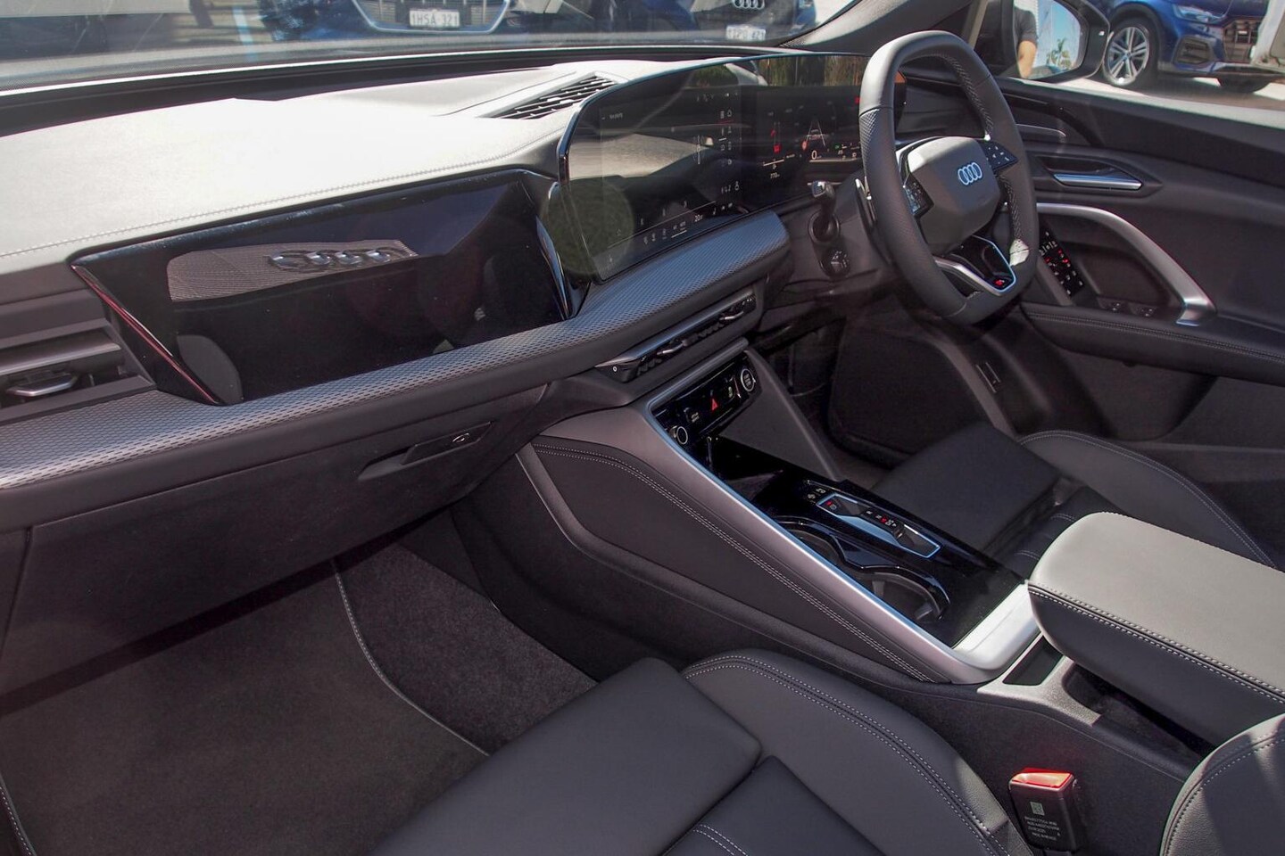 Image about Audi Q5 SUV TDI quattro 150 kW sport