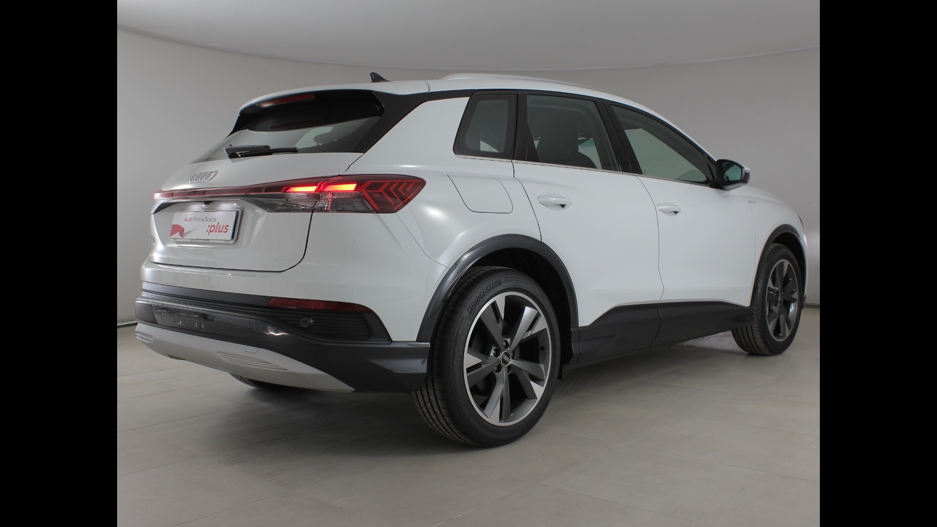 Image about Audi Q4 e-tron Business Advanced 40 e-tron 150,00 kW