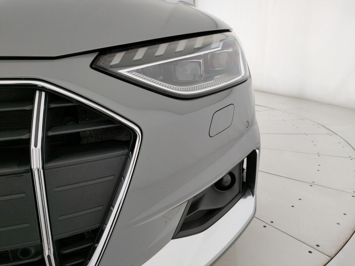 Immagine di Audi A4 allroad quattro 40 TDI 150 kW (204 CV) S tronic - Vista: for more details contact your dealer