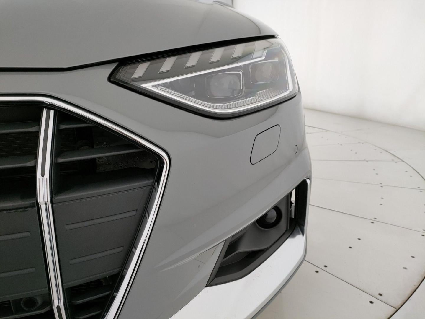 Immagine di Audi A4 allroad quattro 40 TDI 150 kW (204 CV) S tronic - Vista: for more details contact your dealer