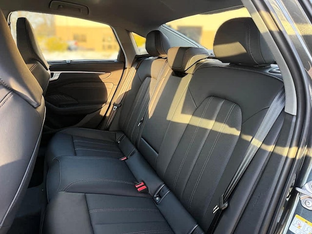 2026 Audi A6 Premium Plus - Photo 11