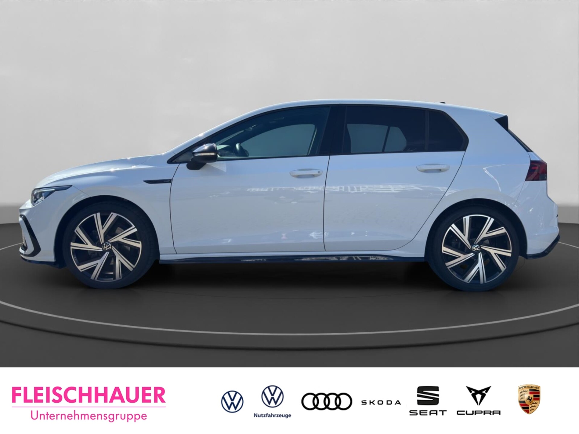 Volkswagen Golf R-Line