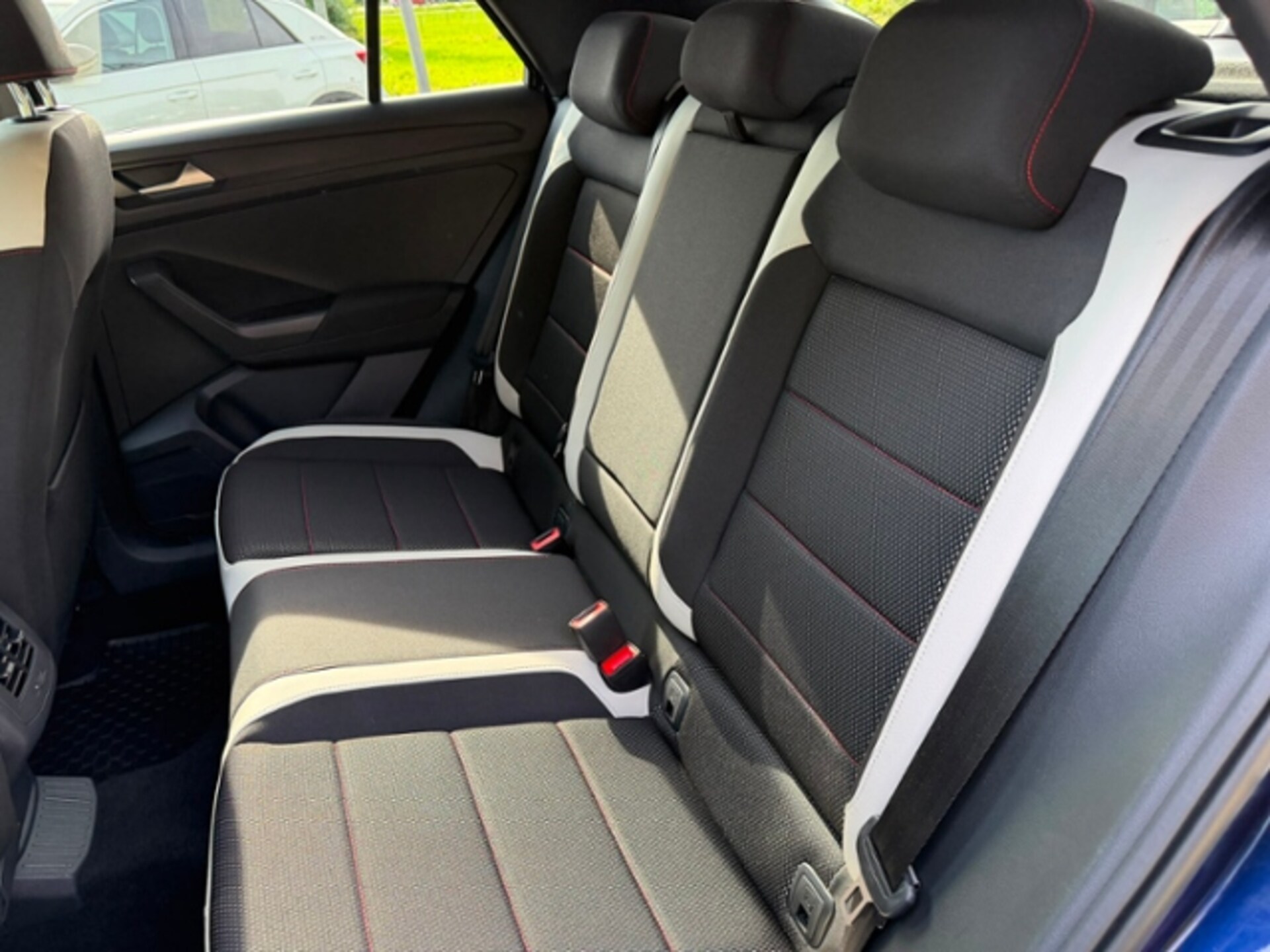 Volkswagen T-Roc Sport