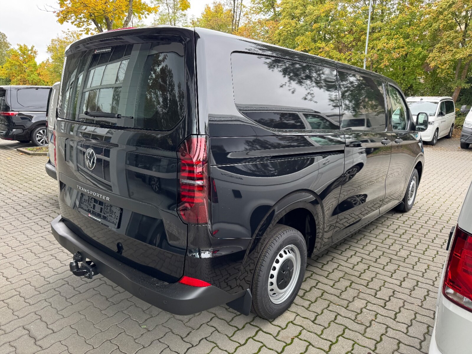 Volkswagen Transporter Kasten langer Radstand – Bild 6