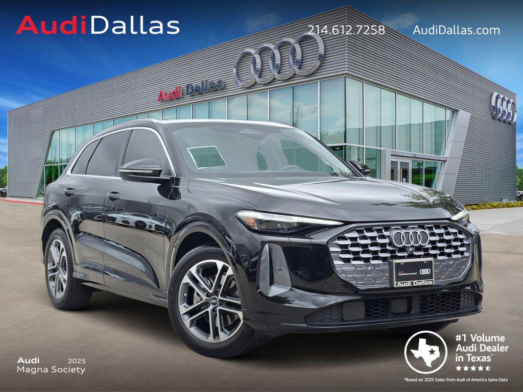 2025 Audi Q5 40 Prestige's photo