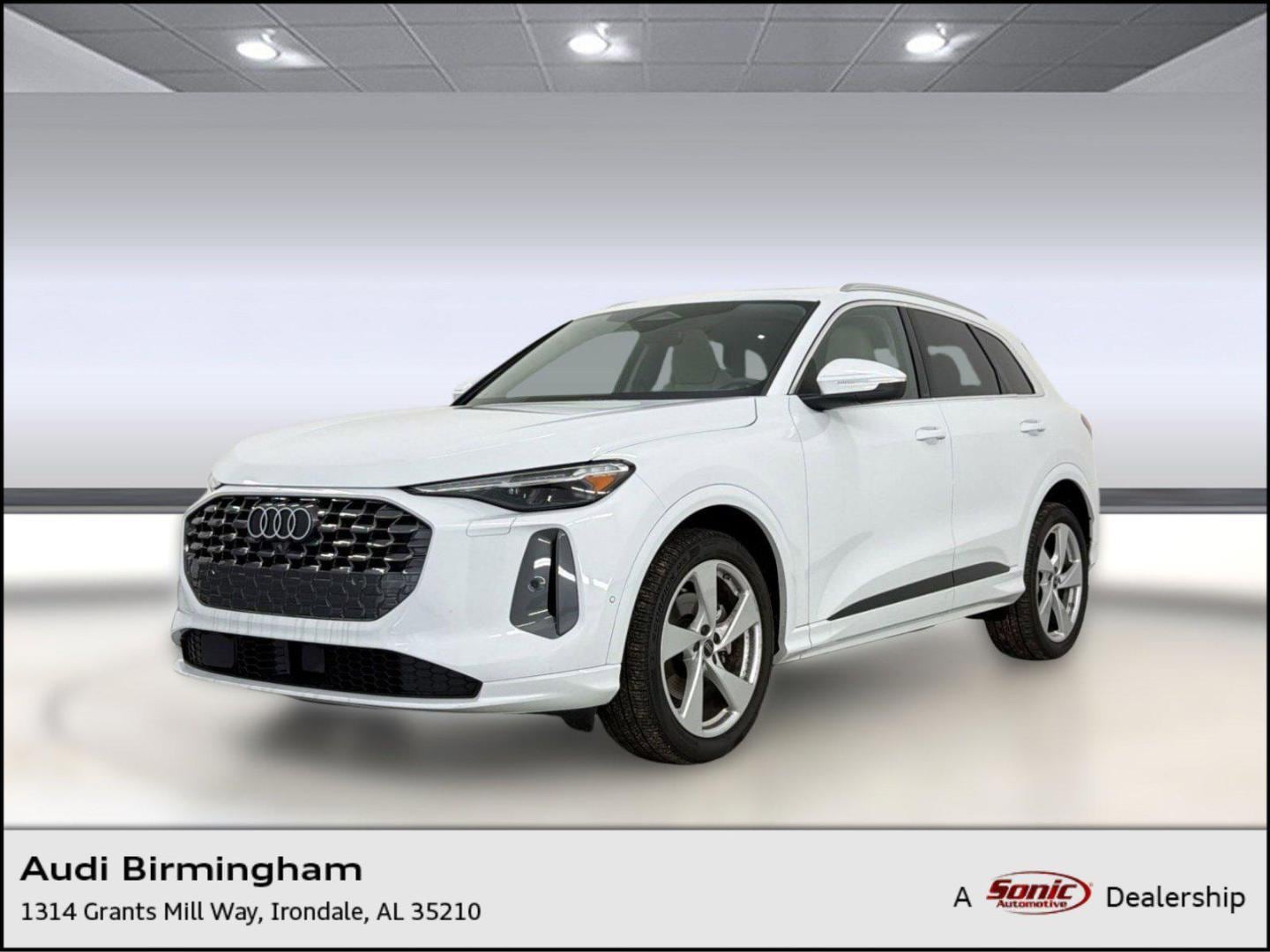 2025 Audi Q5 40 Prestige's photo