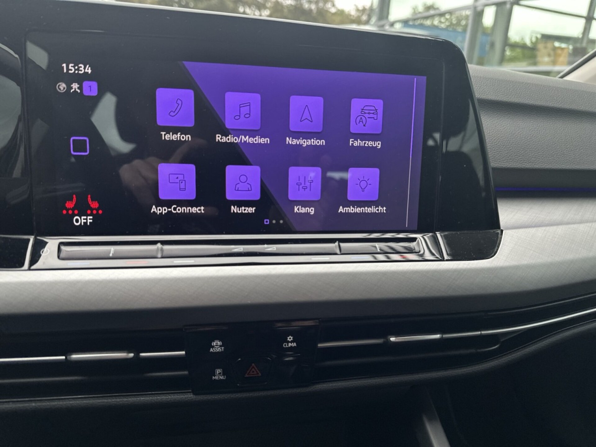 Volkswagen Golf Variant Life