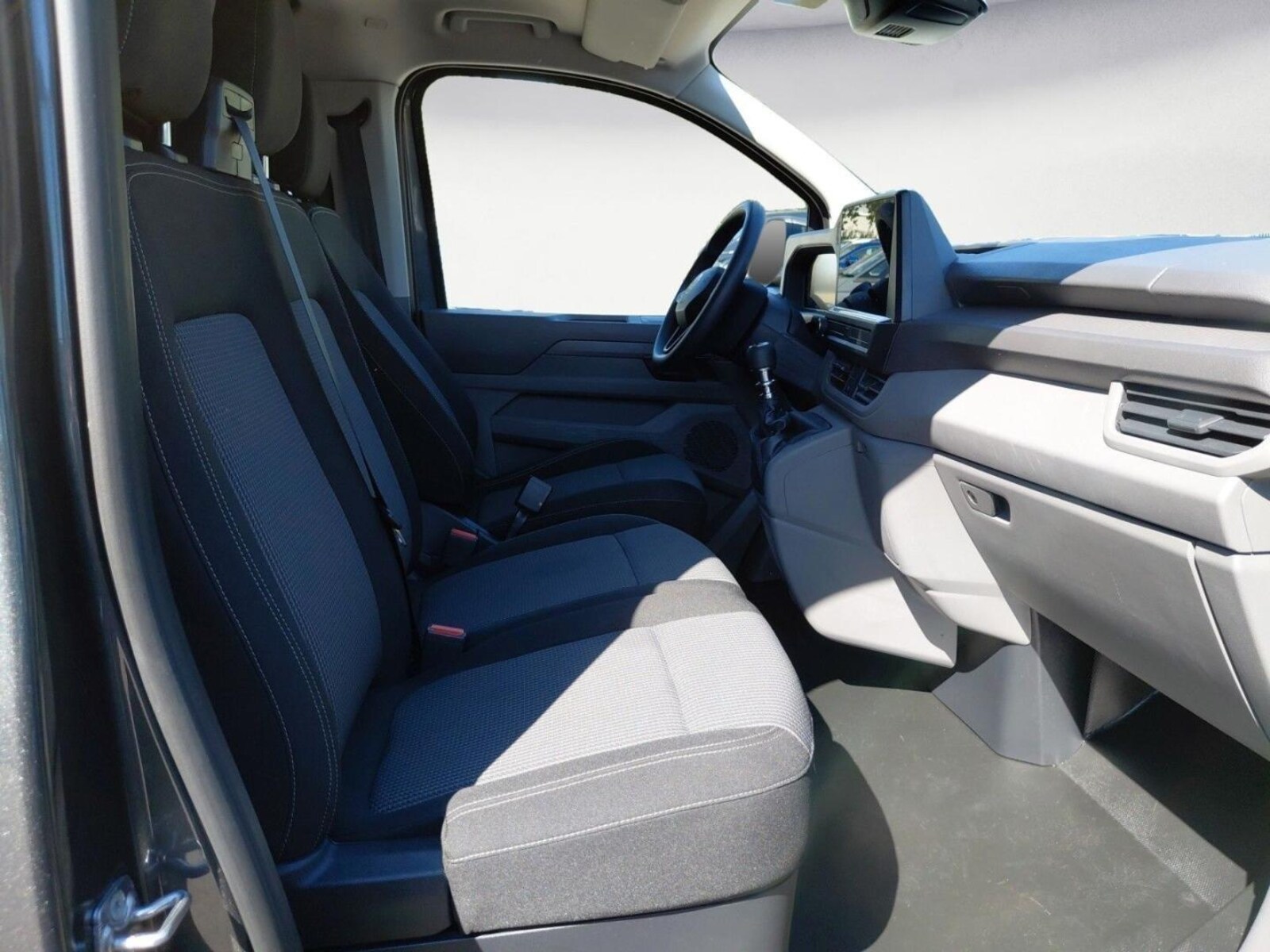 Volkswagen Transporter Kasten langer Radstand – Bild 13