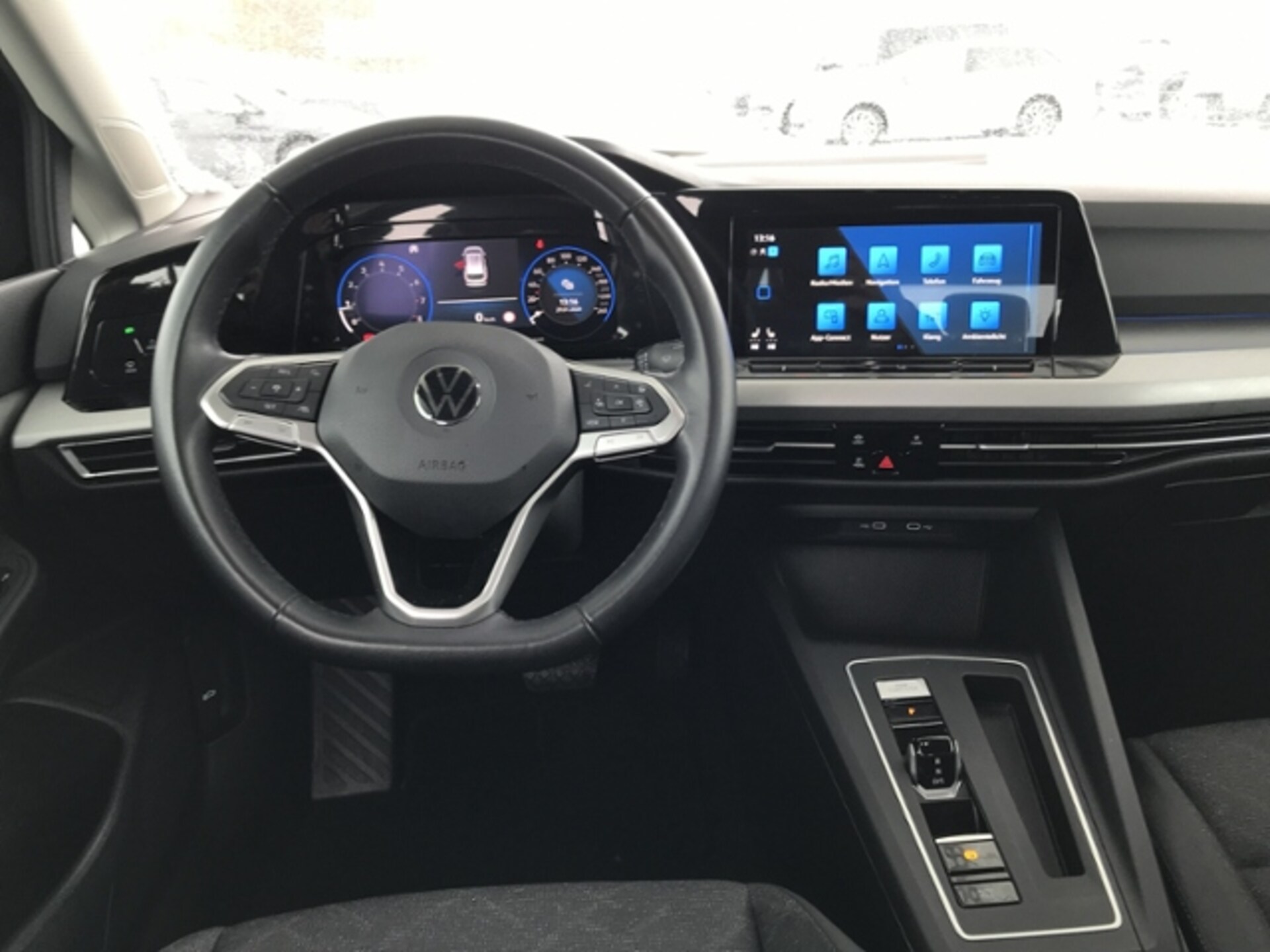 Volkswagen Golf Variant Life