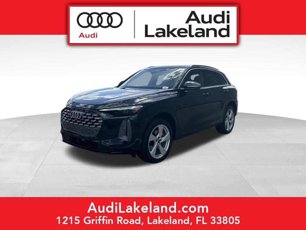 2025 Audi Q5 40 Premium Plus's photo