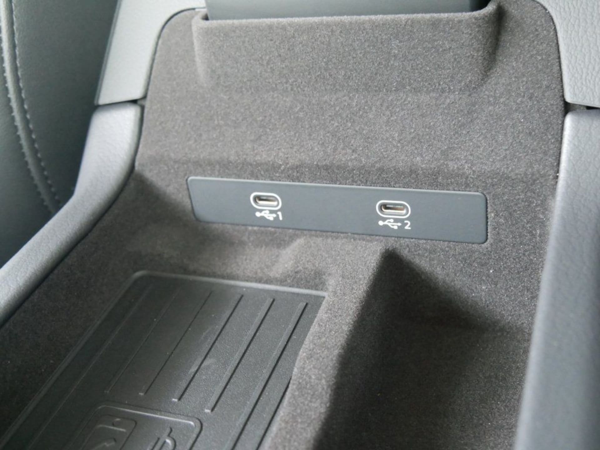 Audi S6 Avant