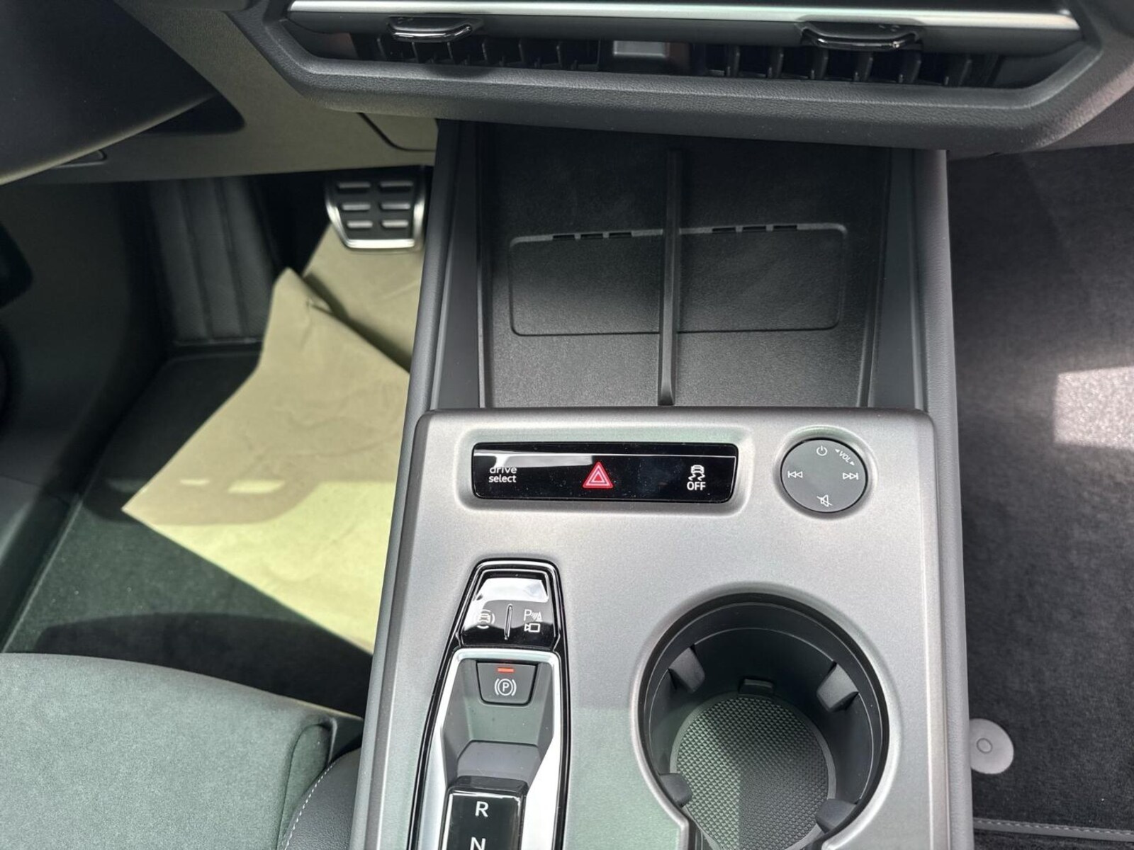 Audi Q4 Sportback e-tron – Bild 21