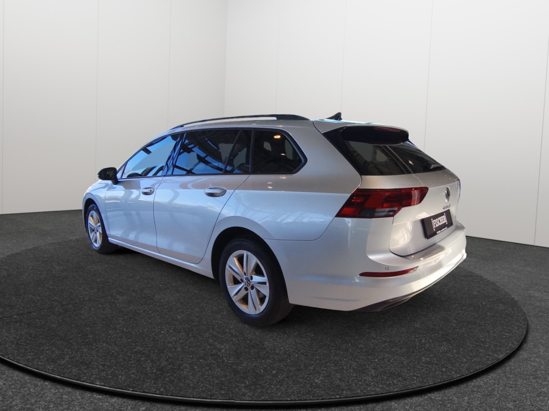 Volkswagen Golf Variant Life