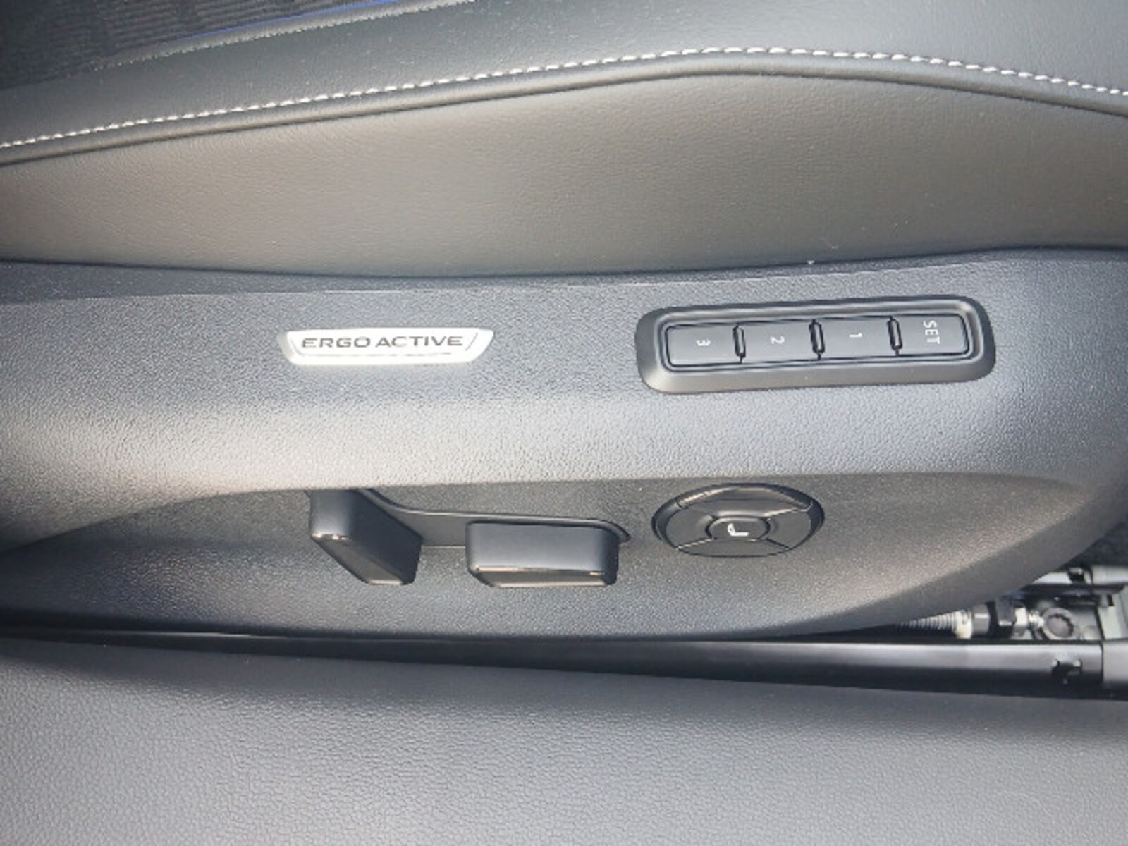Volkswagen Passat – Bild 22