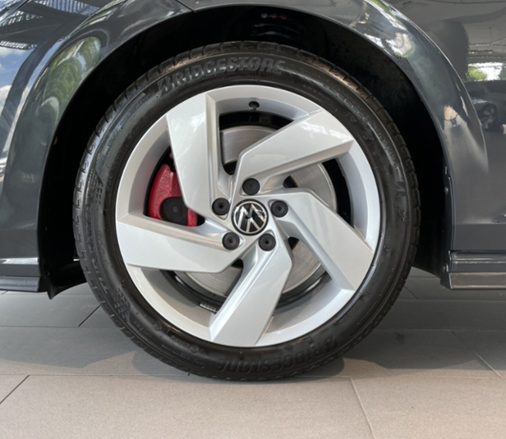 Volkswagen Golf GTI